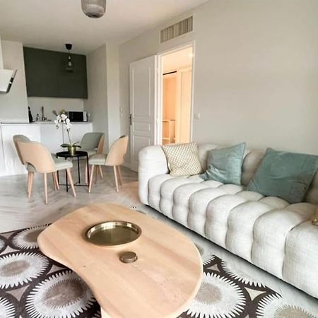 Beautiful Apartment Design Next To The Sea Antibes Buitenkant foto