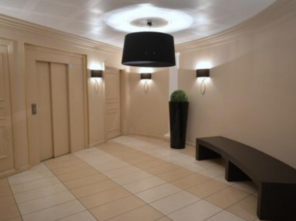 Beautiful Apartment Design Next To The Sea Antibes Buitenkant foto